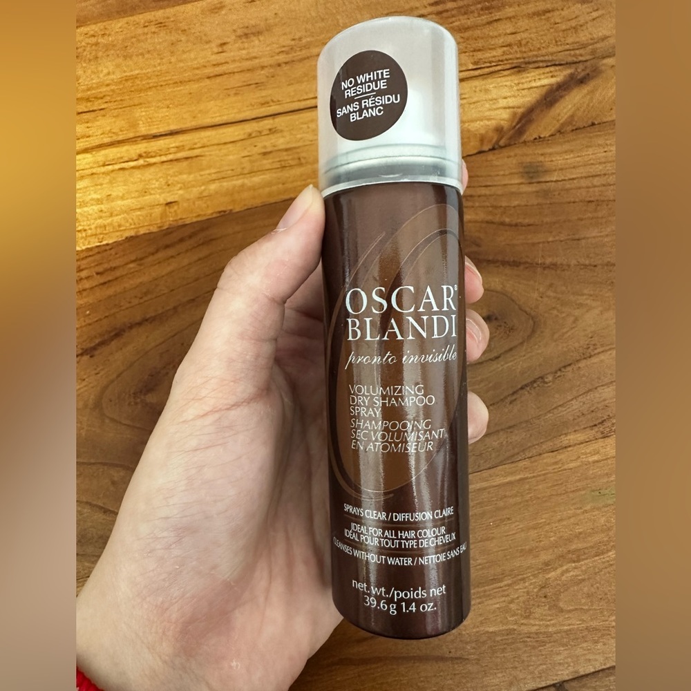 Oscar Blandi Volumizing Dry Shampoo Spray
